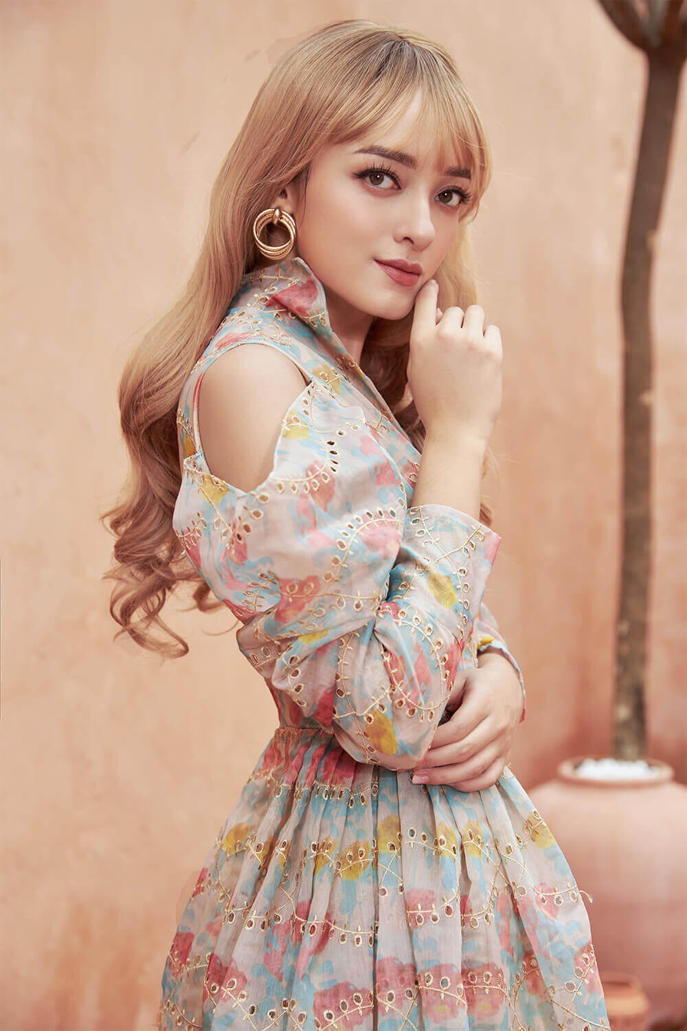 Qiana V-Neck Dress
