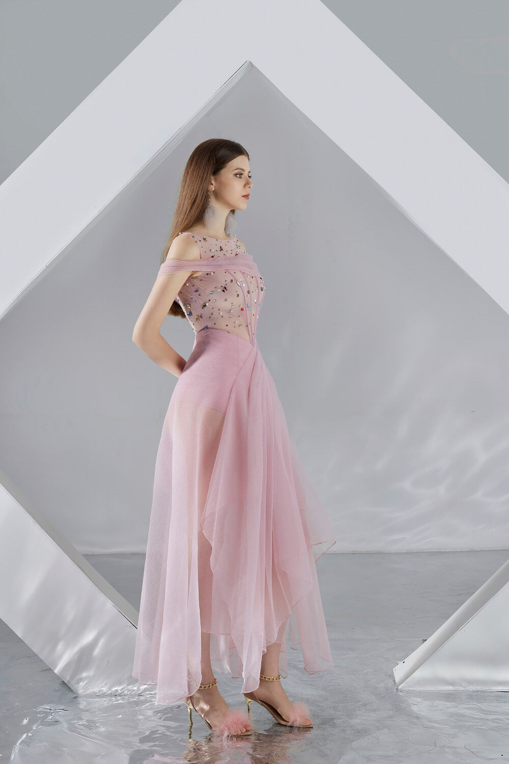 Zariyah Slit Open Shoulder Organza Midi Dress