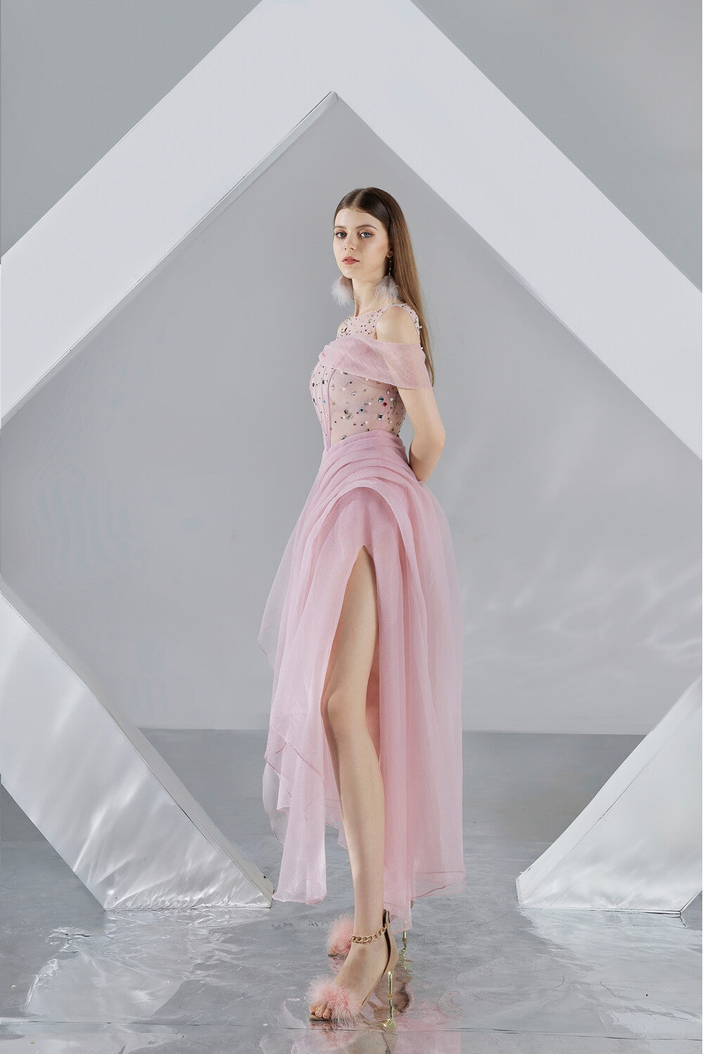 Zariyah Slit Open Shoulder Organza Midi Dress