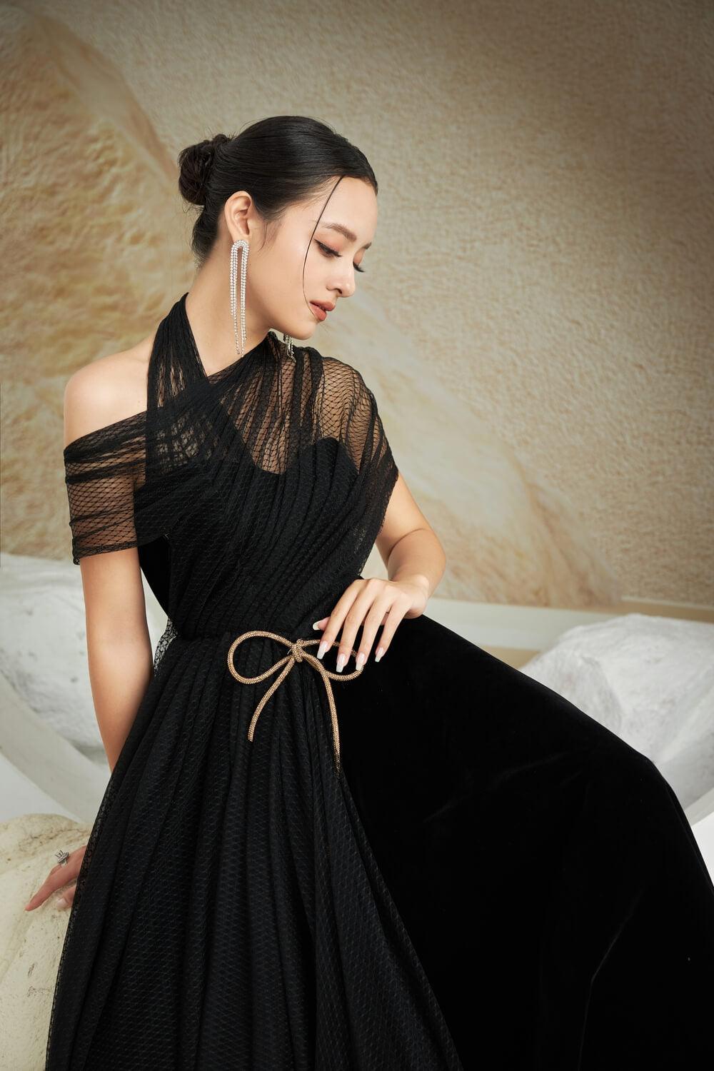 Leslie Cross Over Flap Dress