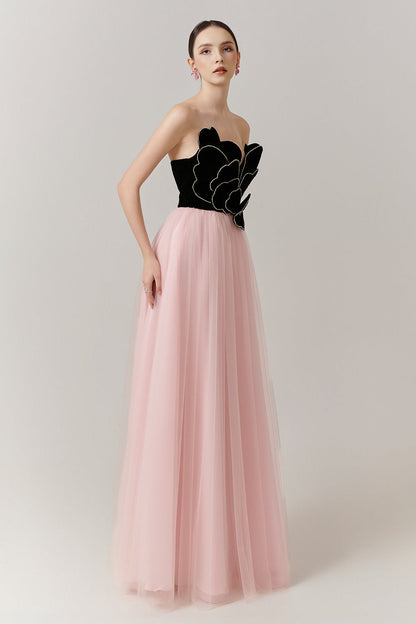 Crimson Sweetheart Applique Maxi Dress