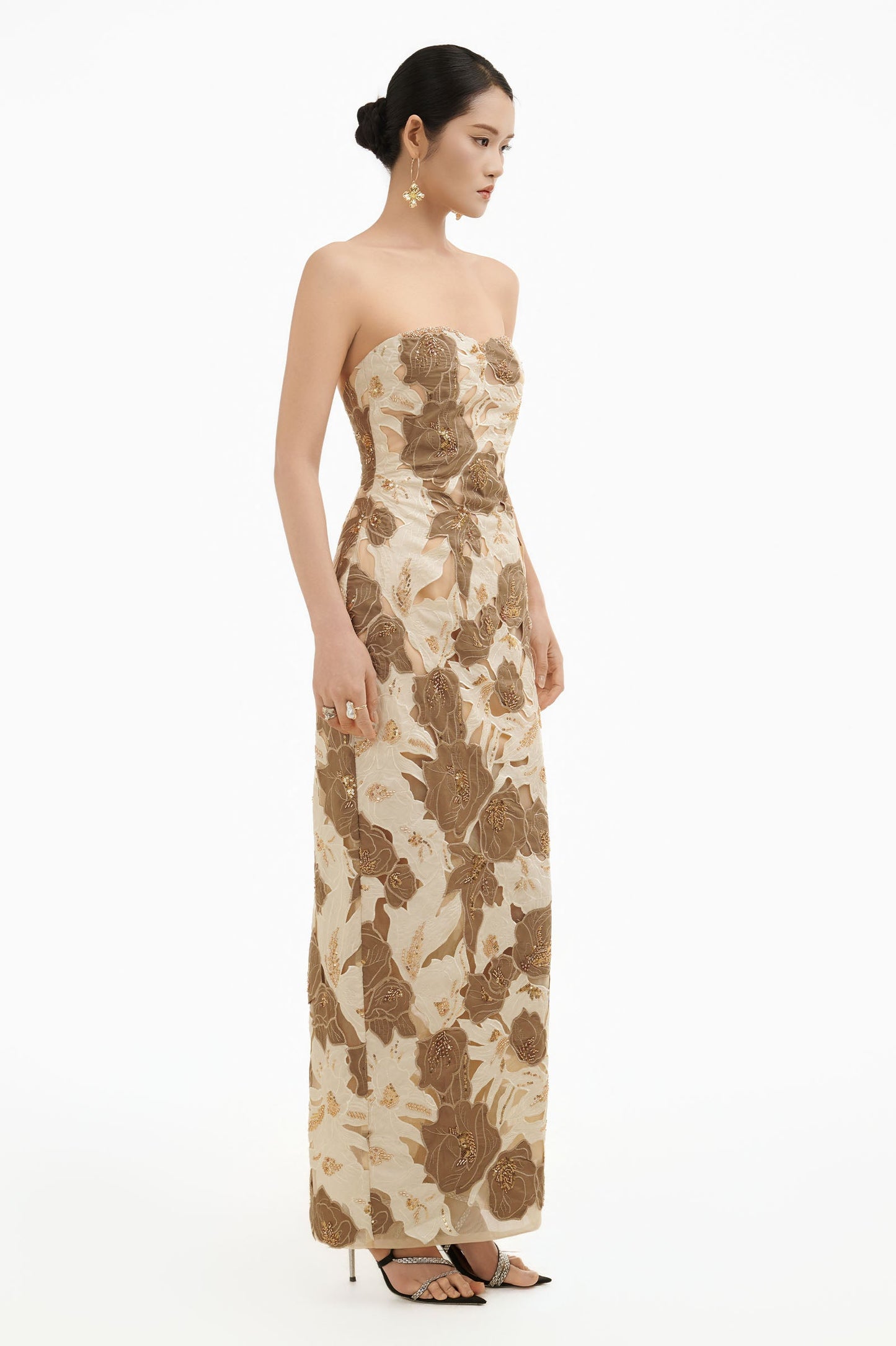 Petalia Sweetheart Maxi Dress