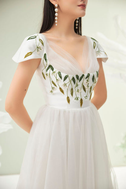 Limbat Heart Neck Dress