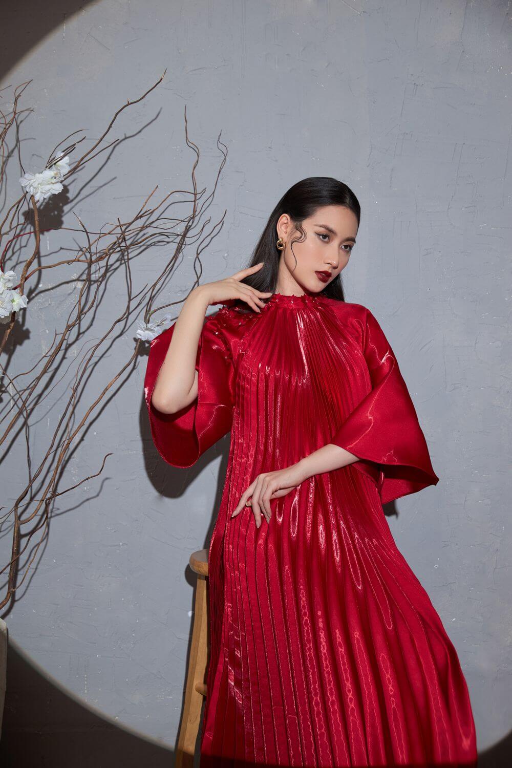 Katelyn Pleated Ao Dai 