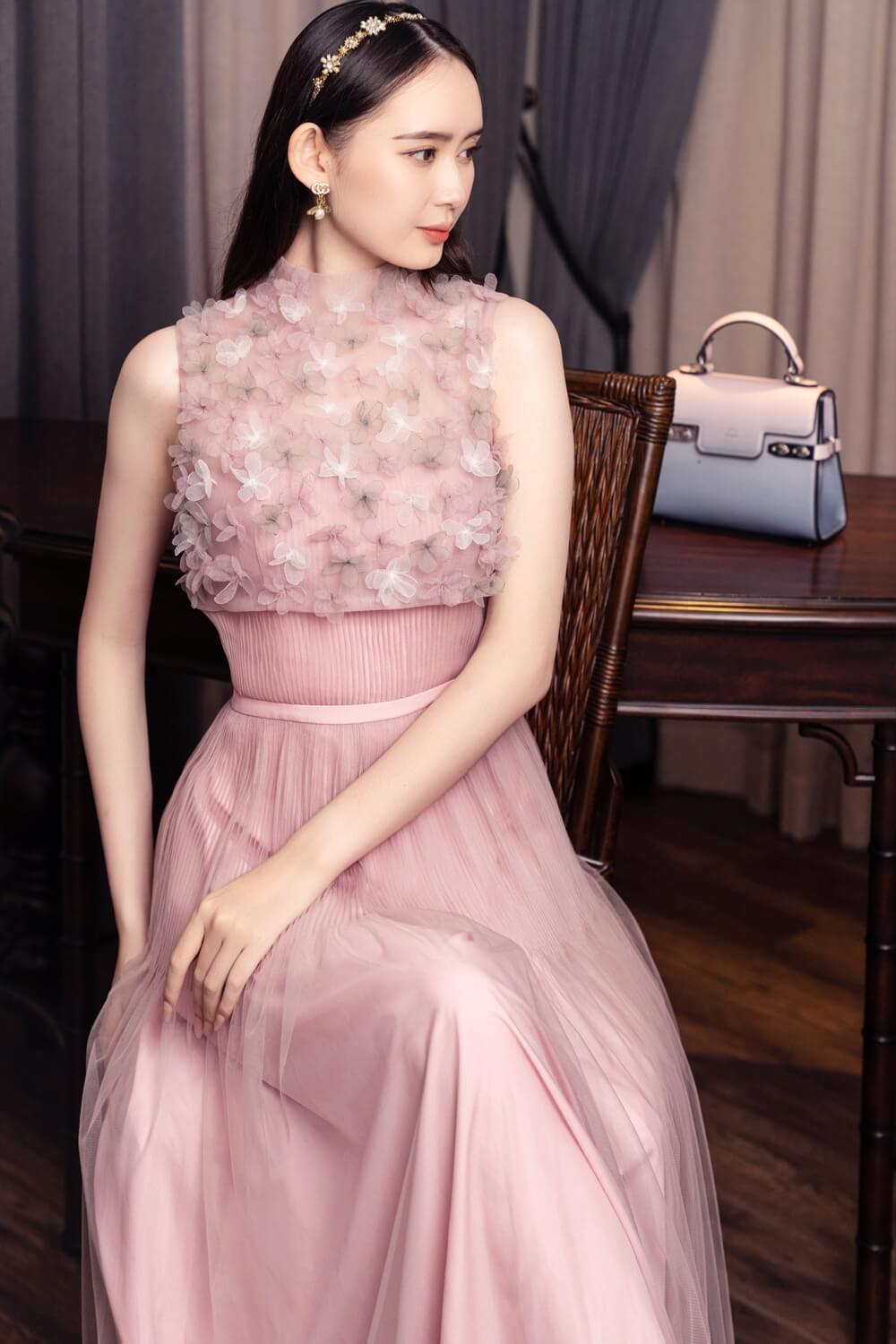 Lewis Sleeveless Dress 