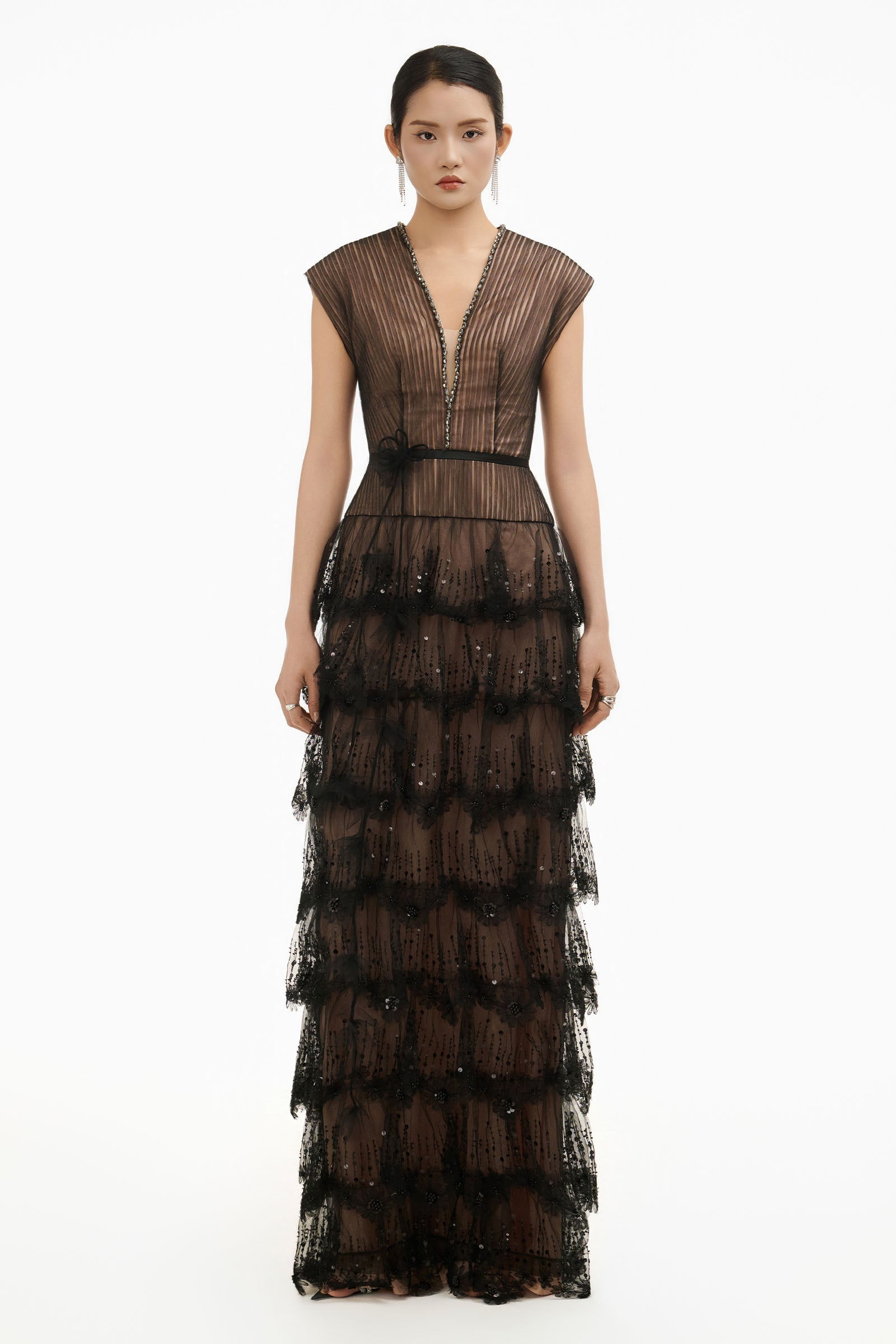 Noiré V-Neck Maxi Dress 