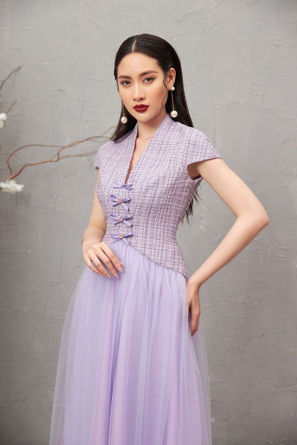 Nomi V-Neck Midi Dress 