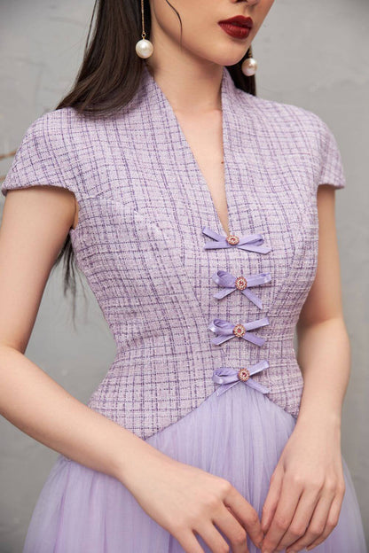 Nomi V-Neck Midi Dress 