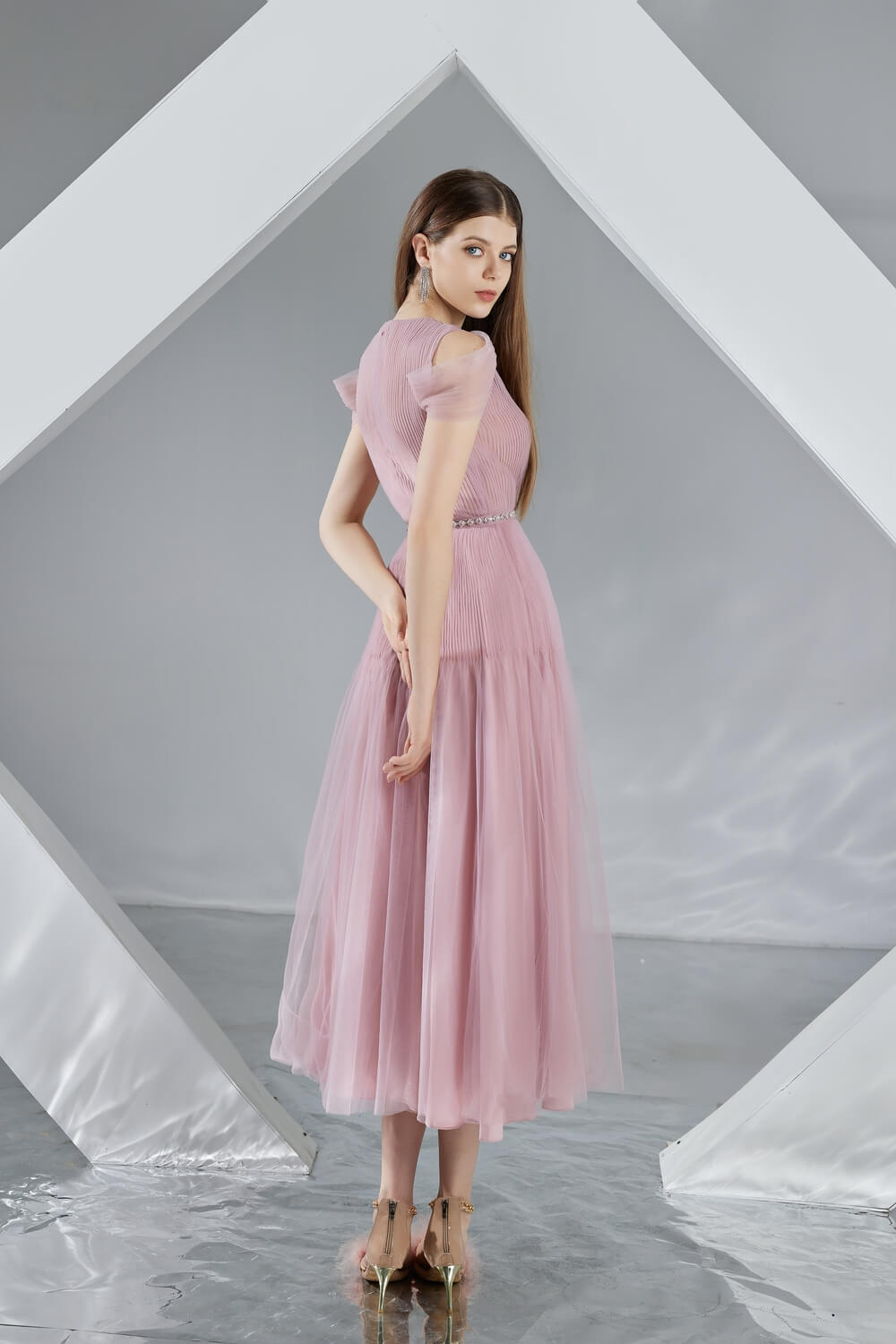 Florence Pleated Puffy Sleeved Organza Midi Dress