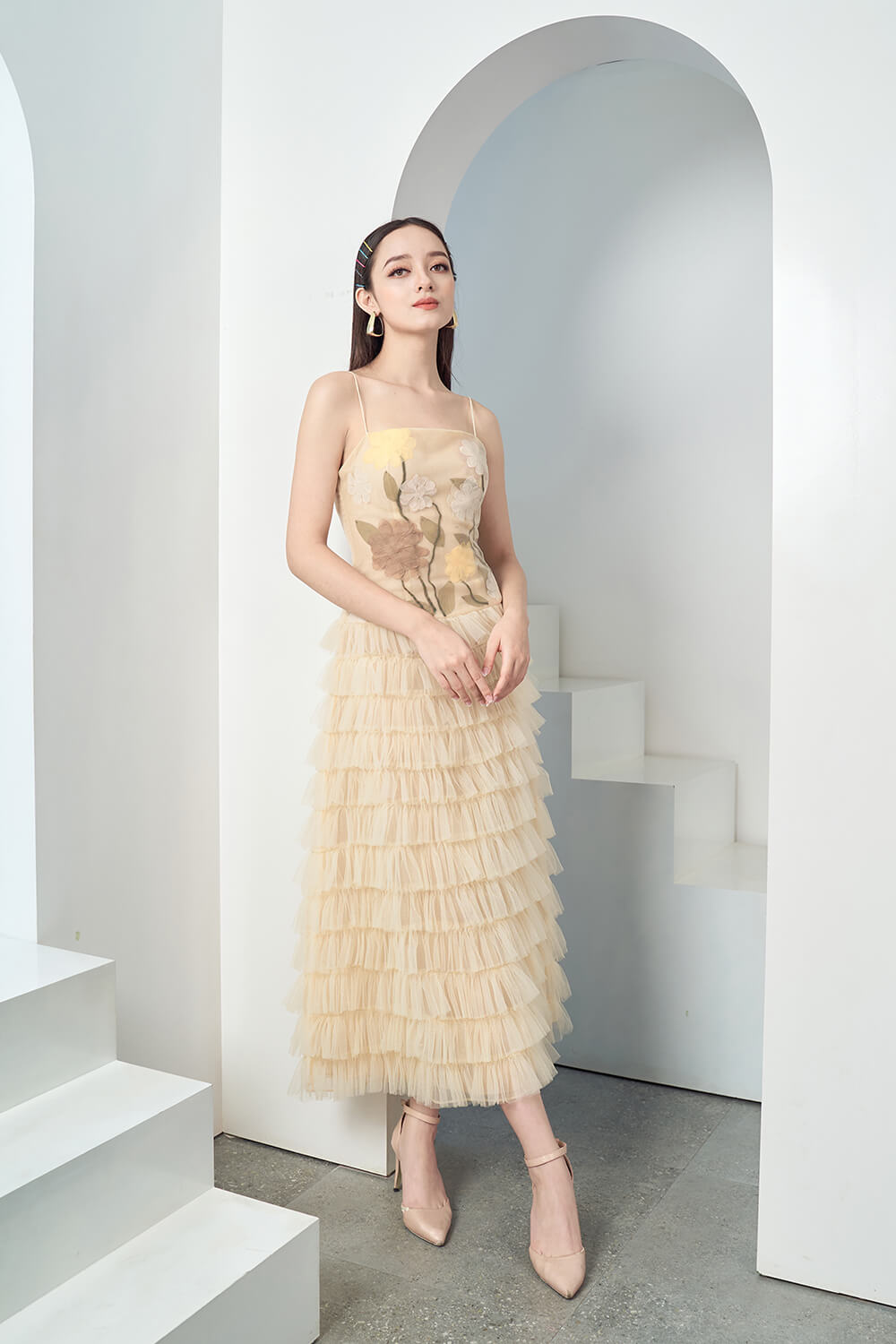 layered tiered dress Finalie Ruffle Lace Straps Matchmaker Tan Tiger Print 31.0 Waist Style:Train Only
