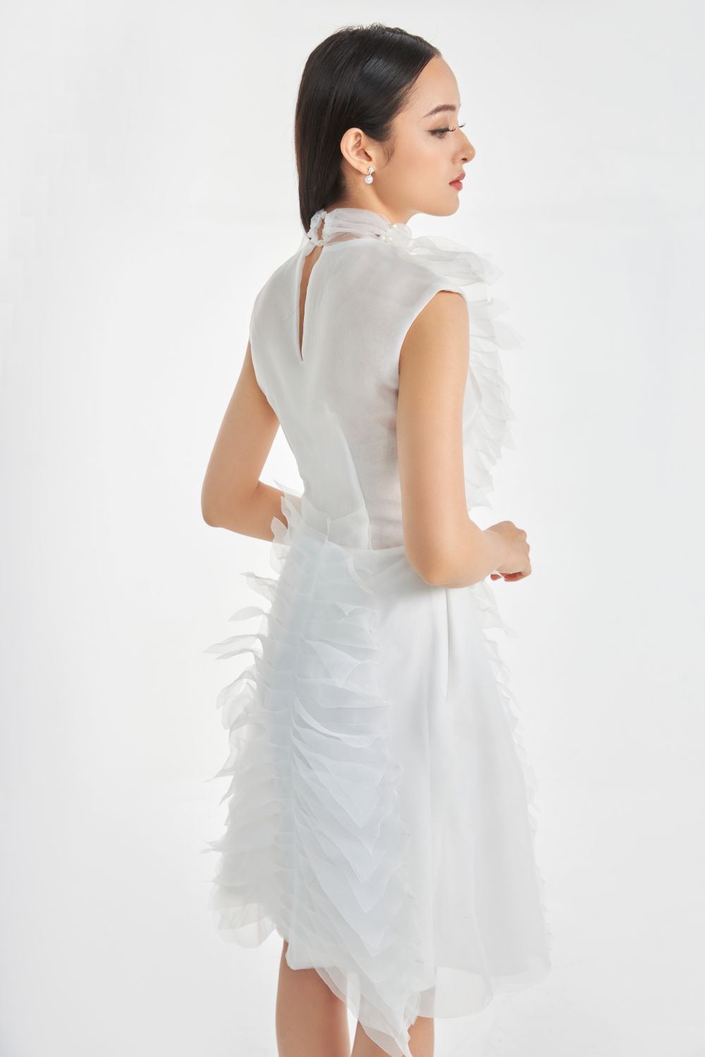 Grande Sleeveless Dress With Bow Ties Grande Sleeveless Dress With Bow Ties